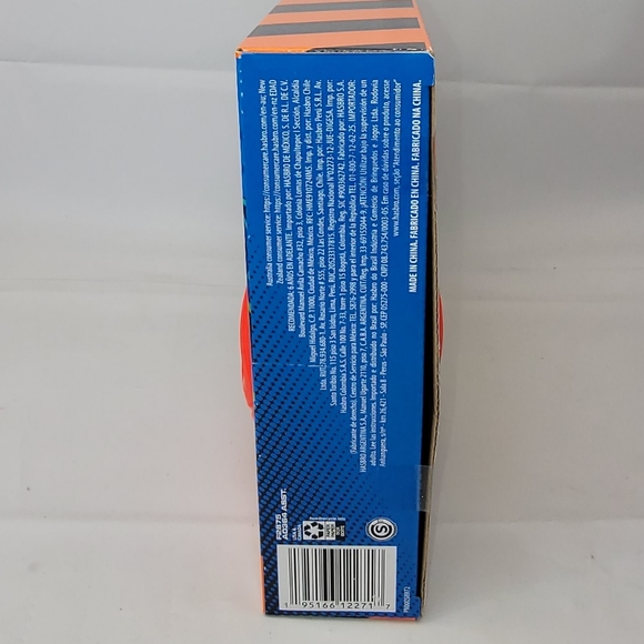 NERF Vortex Aero Howler Foam Ball – Classic Long-D - Picture 3 of 3